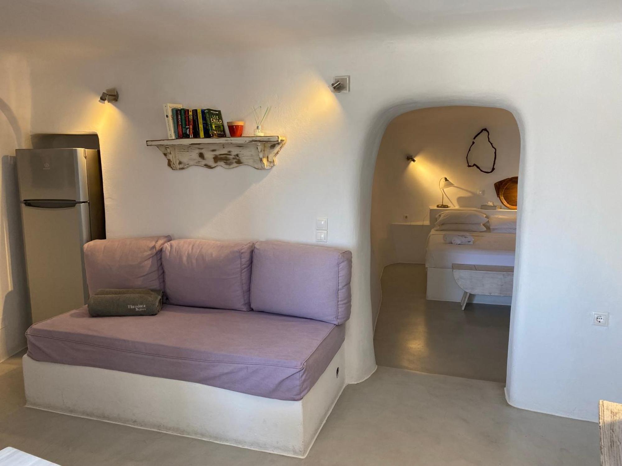 Theodora Suites (Adults Only) Иа Екстериор снимка