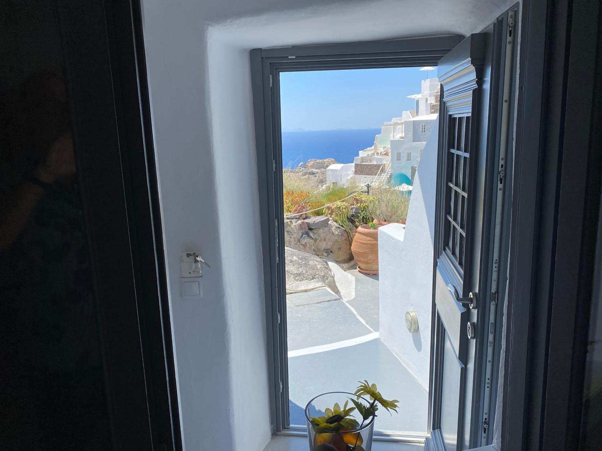 Theodora Suites (Adults Only) Иа Екстериор снимка