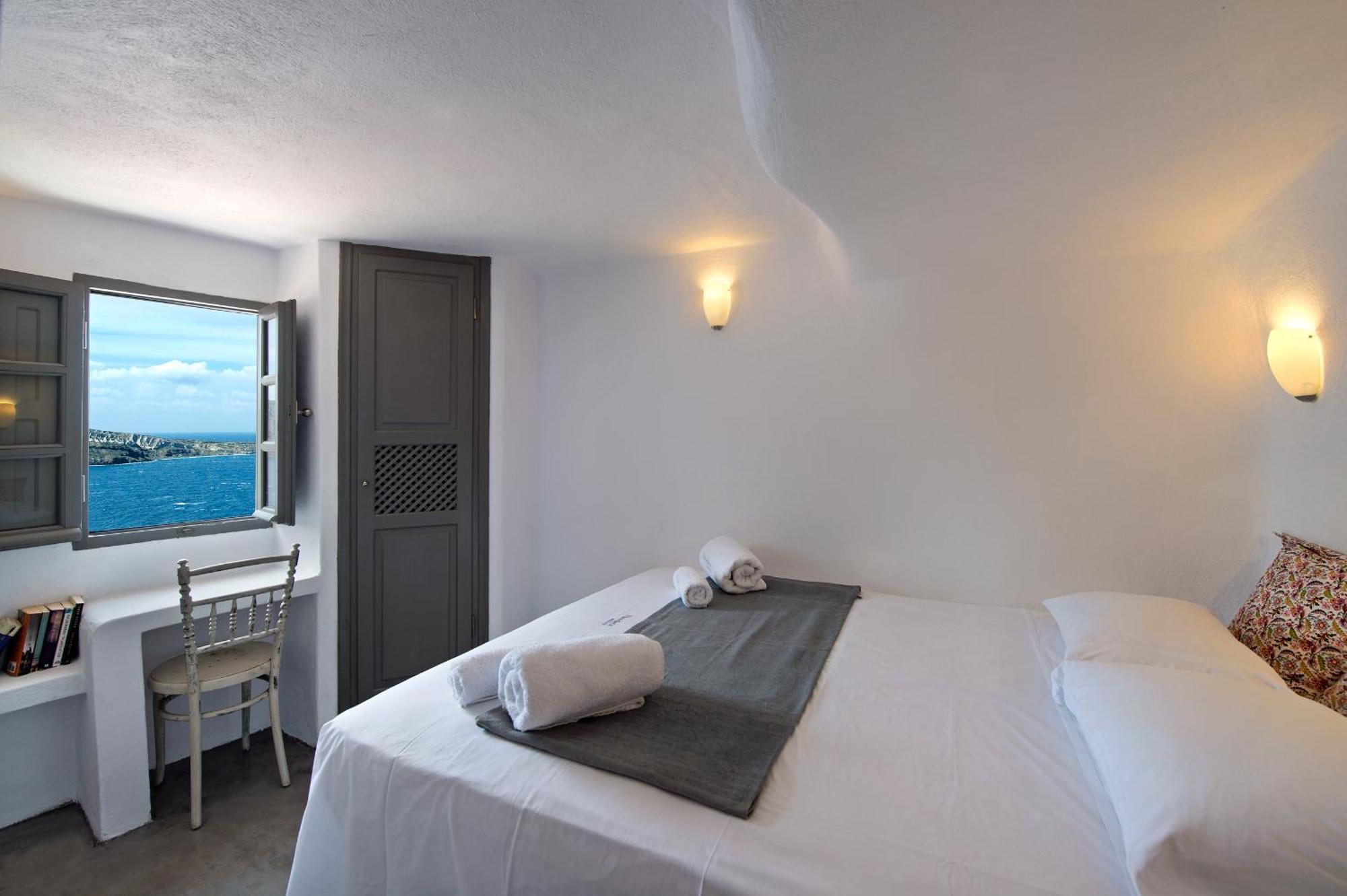 Theodora Suites (Adults Only) Иа Екстериор снимка