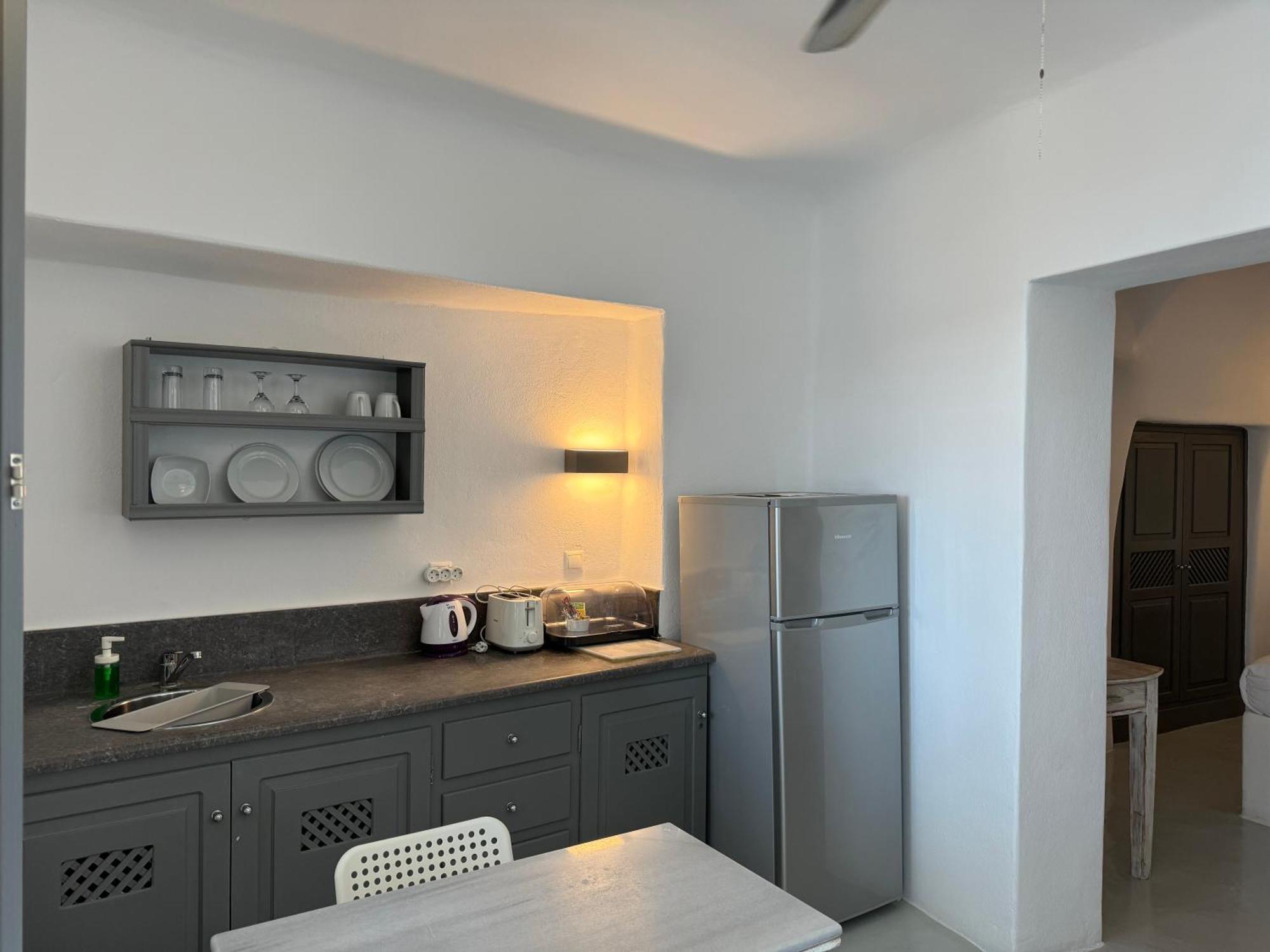 Theodora Suites (Adults Only) Иа Екстериор снимка