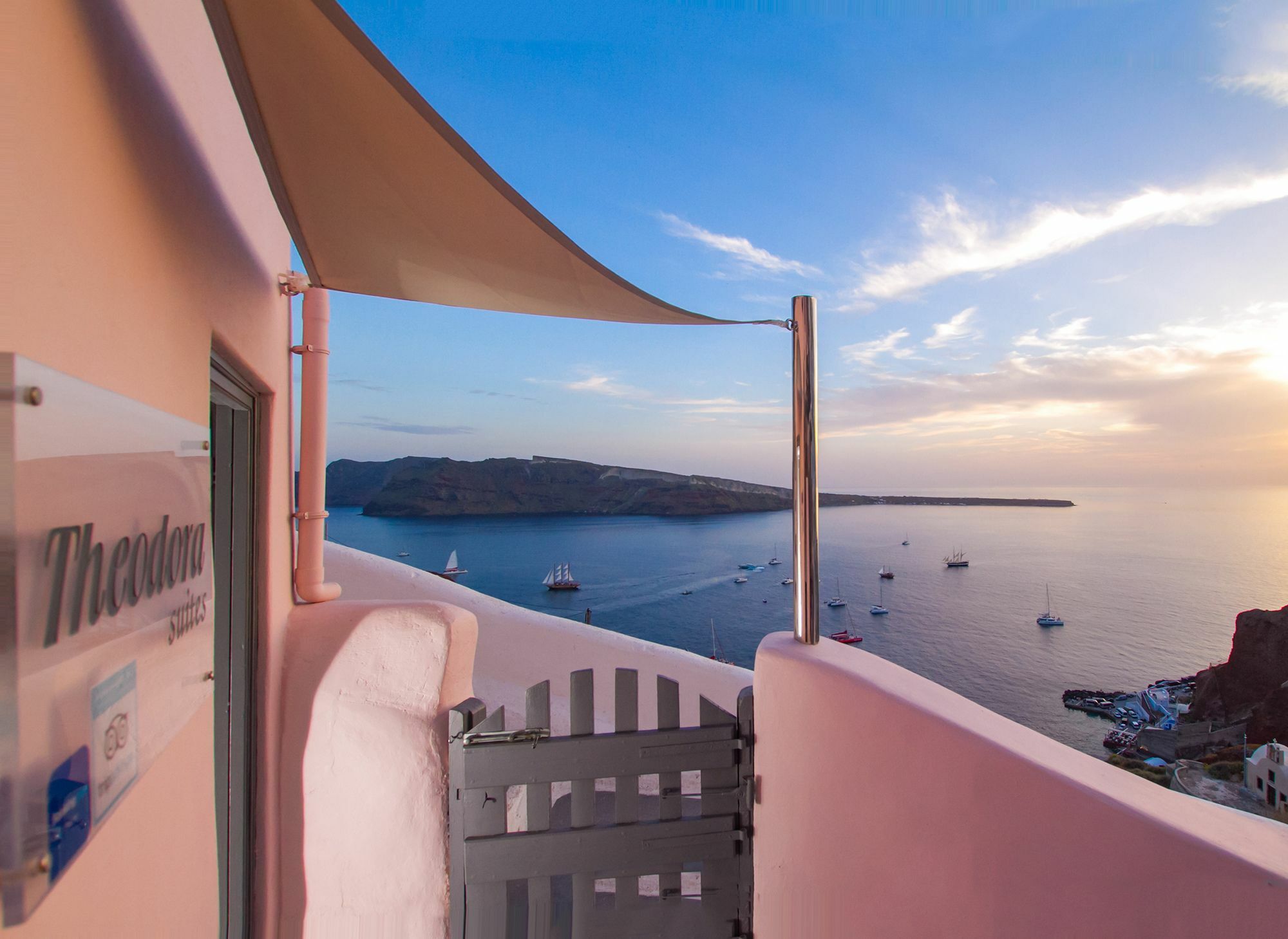 Theodora Suites (Adults Only) Иа Екстериор снимка